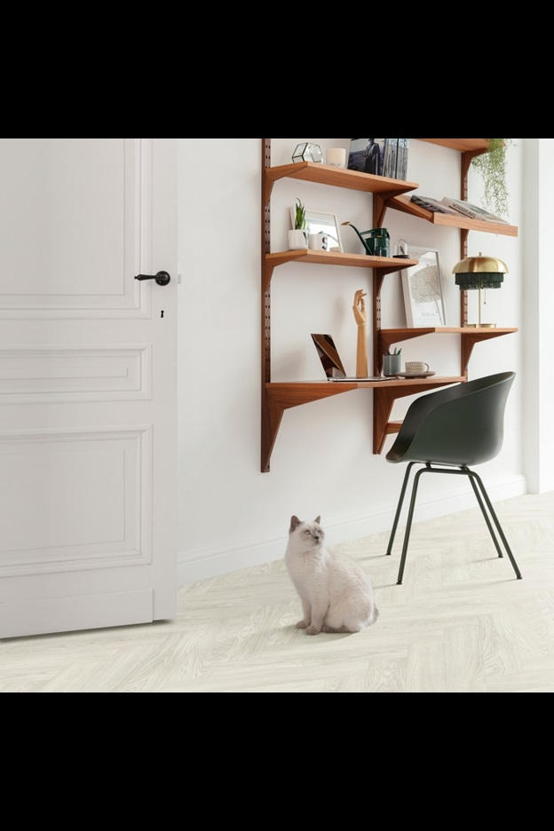 Замковая ПВХ плитка Laurel Oak 51104 (630*126*6 мм) — купить в Комсомольске-на-Амуре