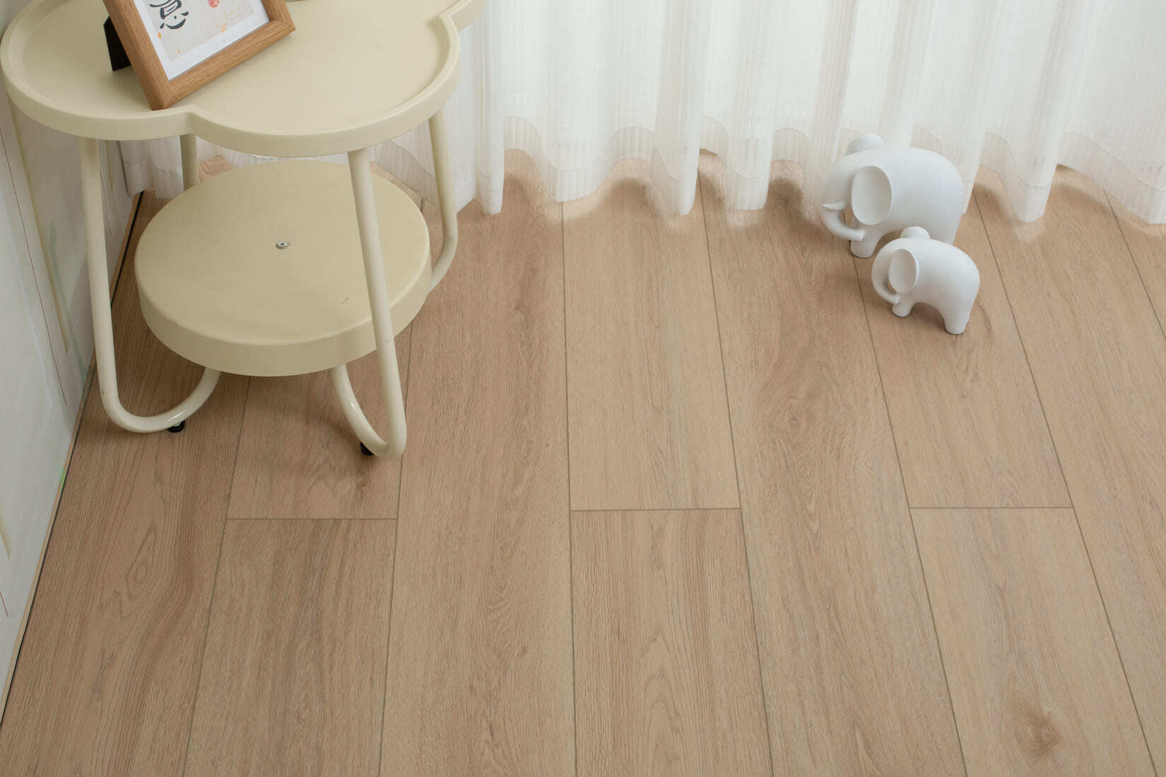 Плитка SPC "OneFloor" 9032 (1220*184*4 мм) — купить в Комсомольске-на-Амуре