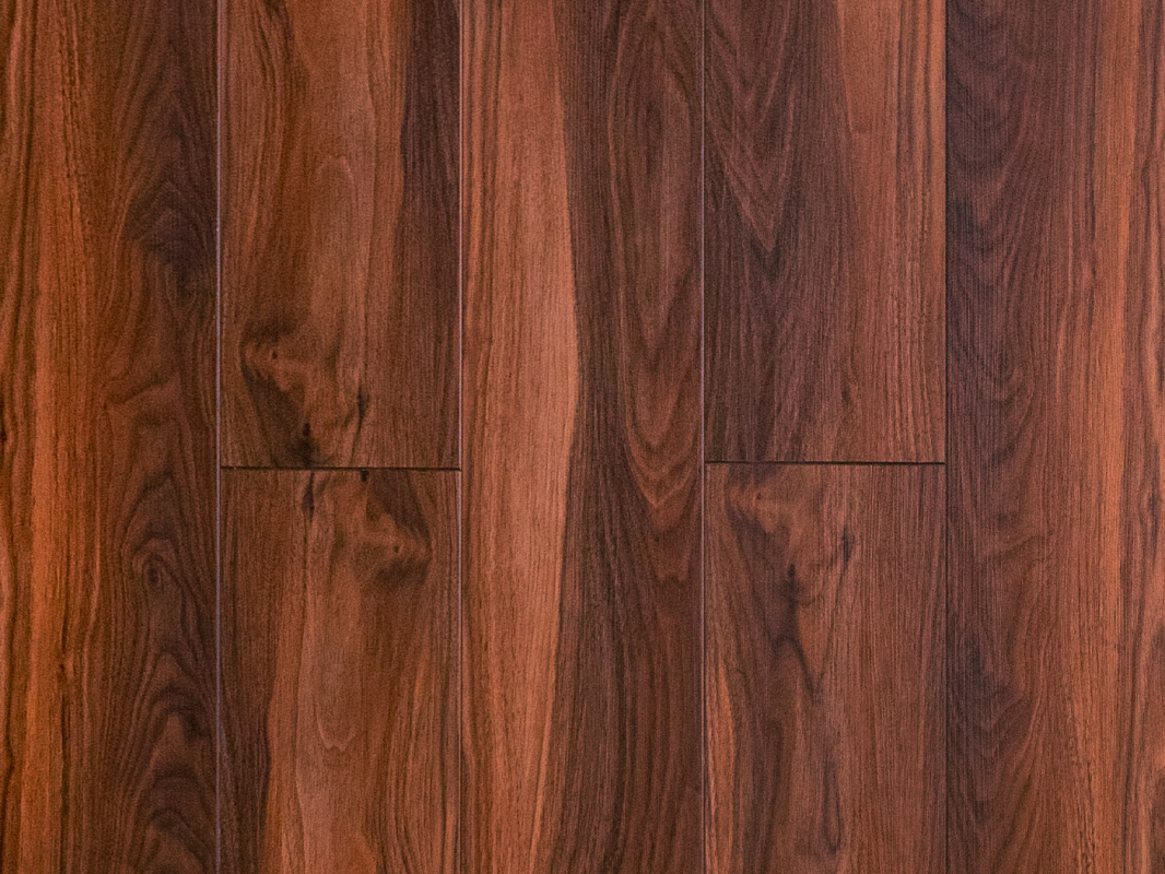 SPC ламинат Орех Ясава 118 (1200*182*4 мм) — купить в Комсомольске-на-Амуре