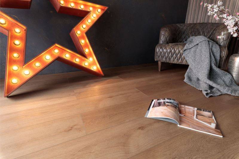 Замковая ПВХ плитка "Aquafloor" AF8024XXL (1800*228*8 мм) — купить в Комсомольске-на-Амуре