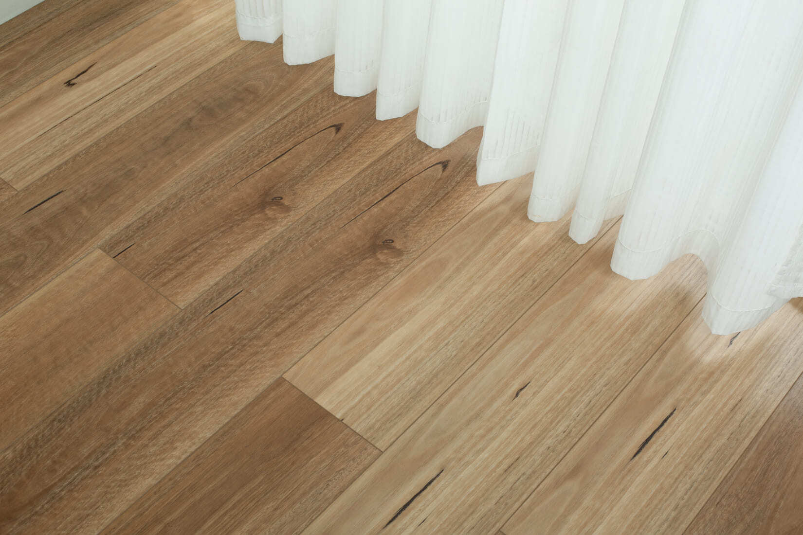 Плитка SPC "OneFloor" 9028 (1220*184*4 мм) — купить в Комсомольске-на-Амуре