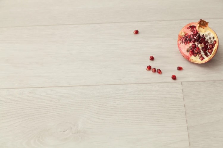 Плитка ПВХ "Bonkeel" Line 101 (1220*183*4 мм) — купить в Комсомольске-на-Амуре