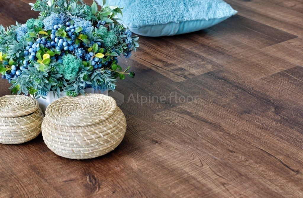 Замковая ПВХ плитка "Alpine Floor" Дуб Мокка Синхронное тиснение  (1220*183*6мм) — купить в Комсомольске-на-Амуре