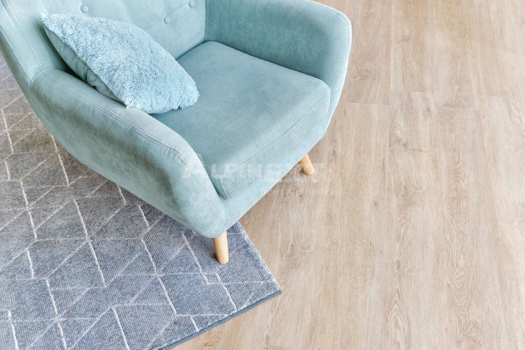 Замковая ПВХ плитка "Alpine Floor" Дуб Ваниль Селект  (1220*183*4мм) — купить в Комсомольске-на-Амуре