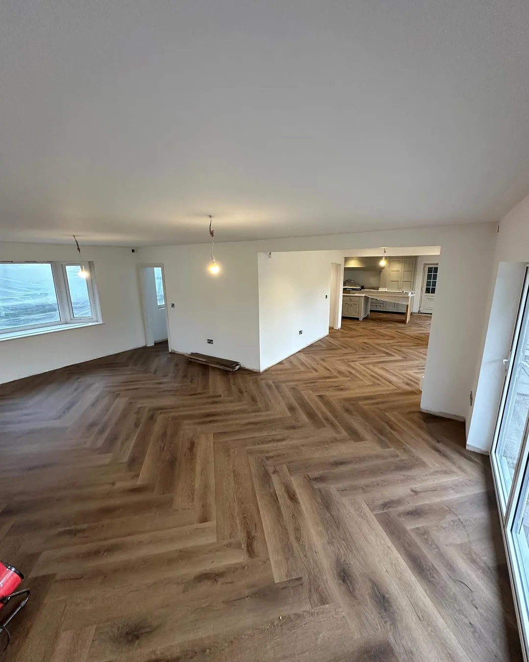 Кварцвиниловая плитка "Invictus" Royal Oak Mocca (406*102*2мм) — купить в Комсомольске-на-Амуре