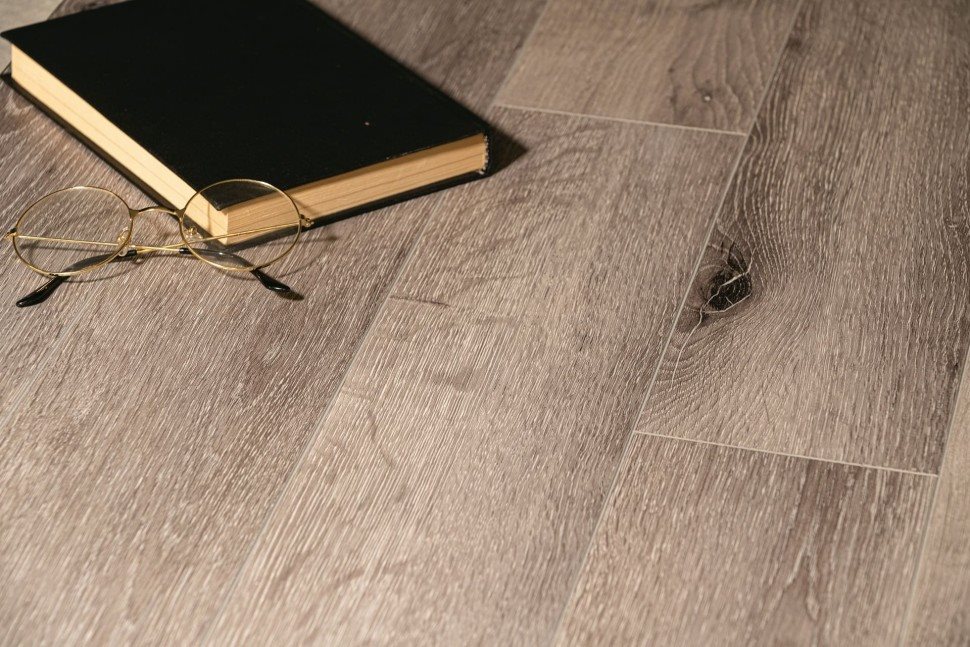 Виниловый ламинат "Bonkeel" Style Дуб Чесил (1200*125*4 мм) — купить в Комсомольске-на-Амуре