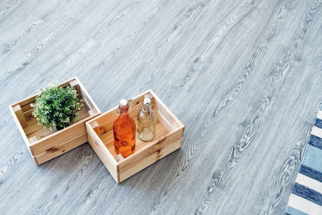 Замковая ПВХ плитка "Alpine Floor" Ясень  (1220*183*4мм) — купить в Комсомольске-на-Амуре