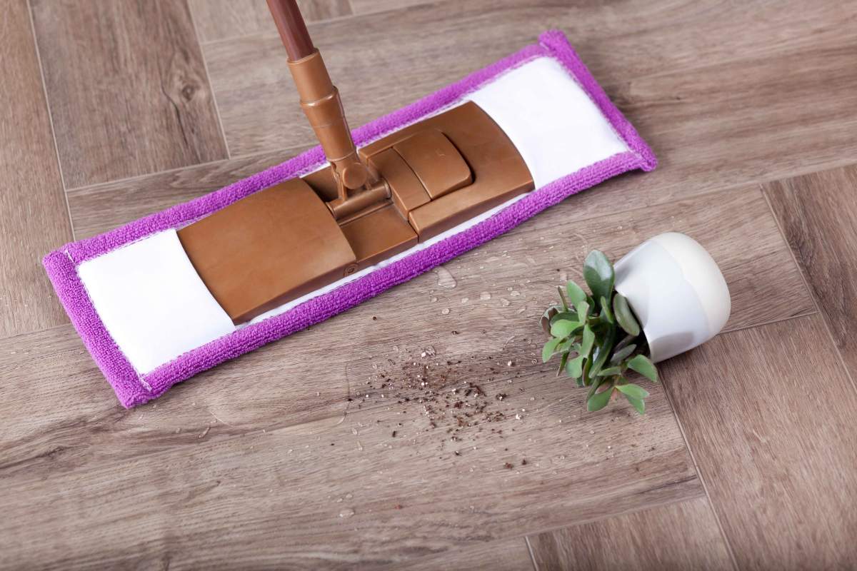 Замковая ПВХ плитка "Aberhof" Carmelita 1862 (615*123*5 мм) — купить в Комсомольске-на-Амуре