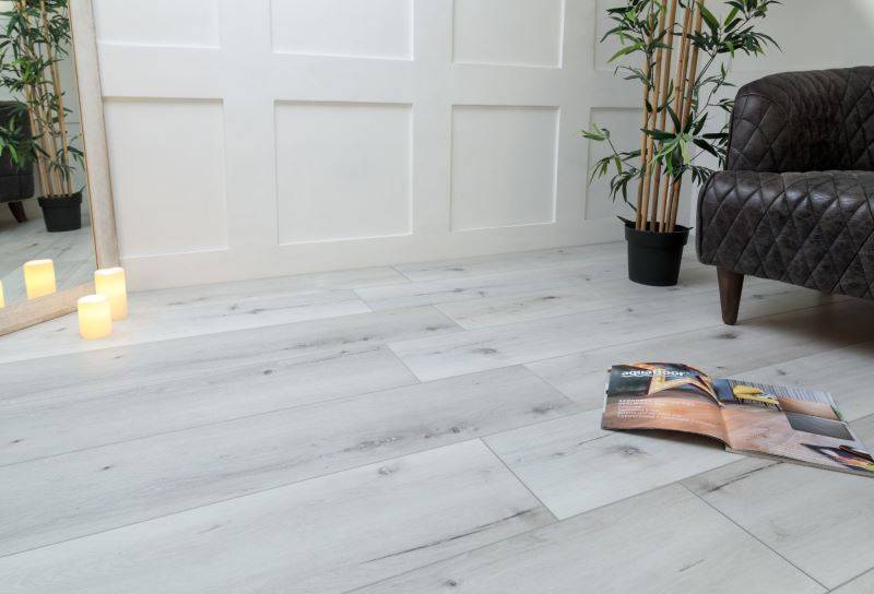 Замковая ПВХ плитка "Aquafloor" AF8006XL (1524*228*8 мм) — купить в Комсомольске-на-Амуре