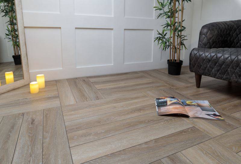 Замковая ПВХ плитка "Aquafloor" AF6018PQ (720*120*7 мм) — купить в Комсомольске-на-Амуре