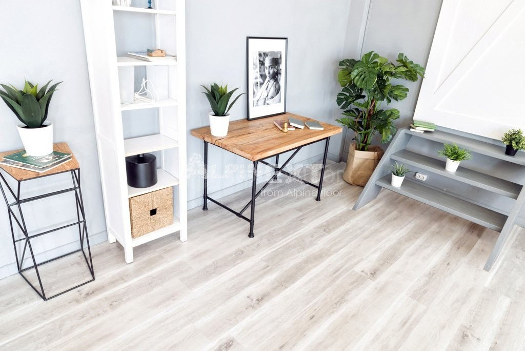 Замковая ПВХ плитка "Alpine Floor" Дуб выбеленный  (1220*183*4мм) — купить в Комсомольске-на-Амуре